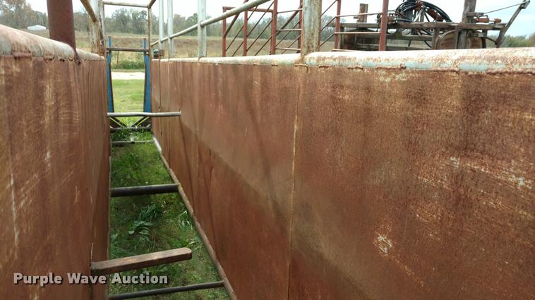 image for item DA4386 Steel livestock alley