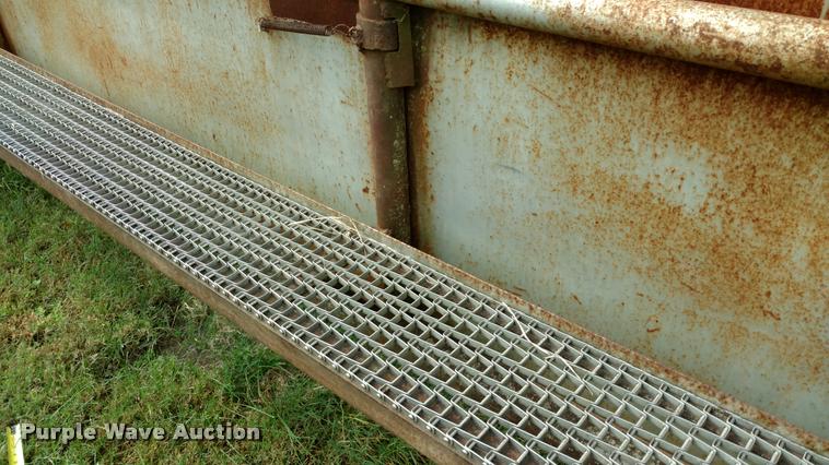 image for item DA4386 Steel livestock alley