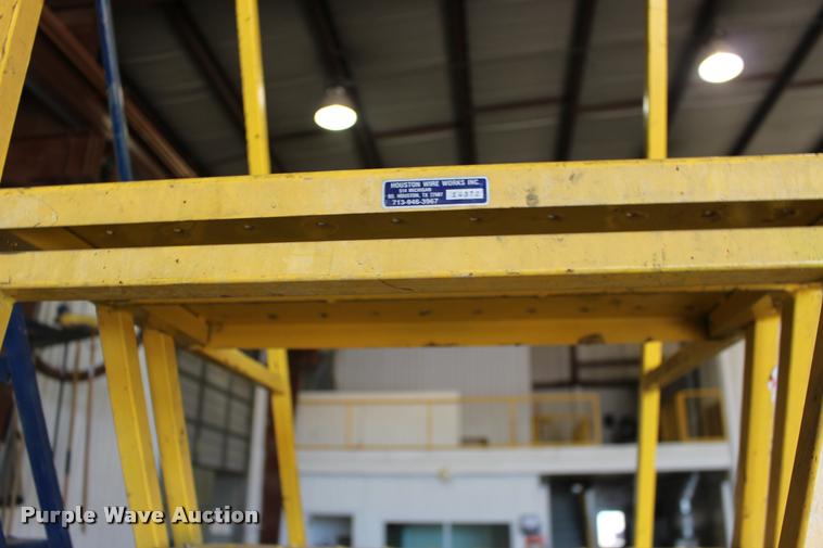 image for item DA4432 (3) shop ladders