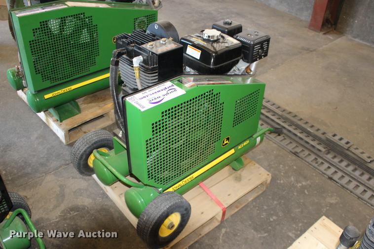 image for item DA4438 John Deere AC2-8GH air compressor
