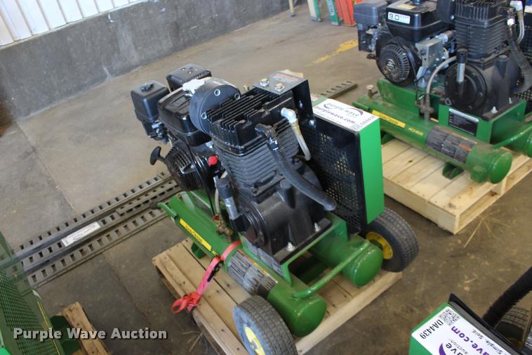 image for item DA4438 John Deere AC2-8GH air compressor