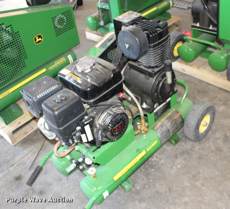 image for item DA4439 John Deere AC2-8GH air compressor