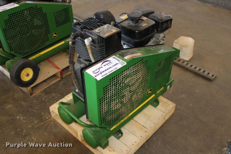 image for item DA4440 John Deere AC2-8GS air compressor