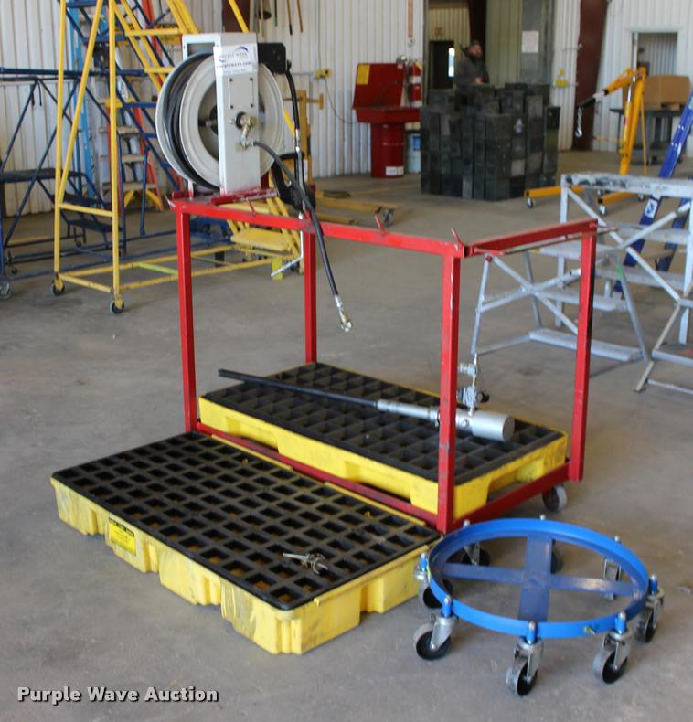 image for item DA4443 Oil drum lube station