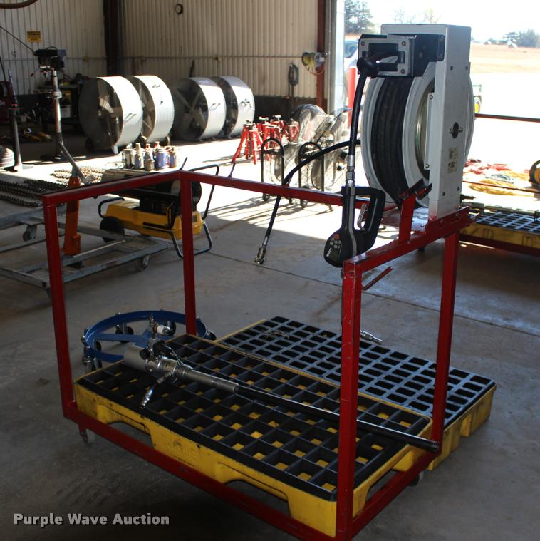 image for item DA4443 Oil drum lube station