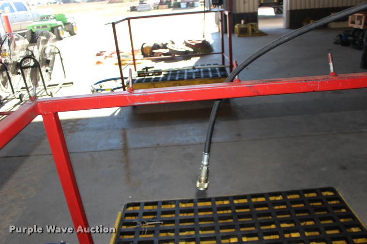 image for item DA4443 Oil drum lube station