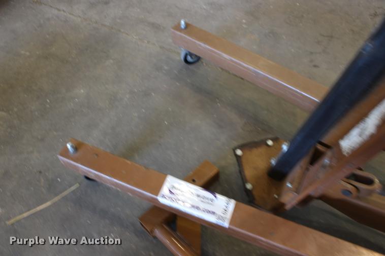 image for item DA4459 John Deere JT07056A service jack