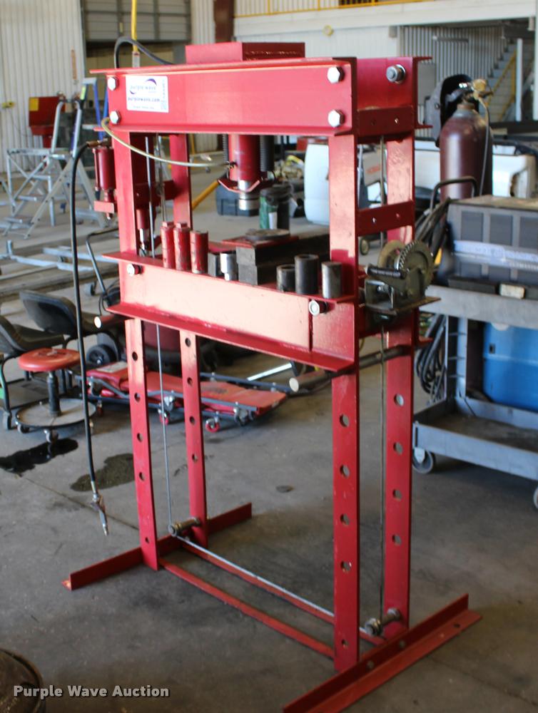 image for item DA4467 American Forge & Foundry shop press