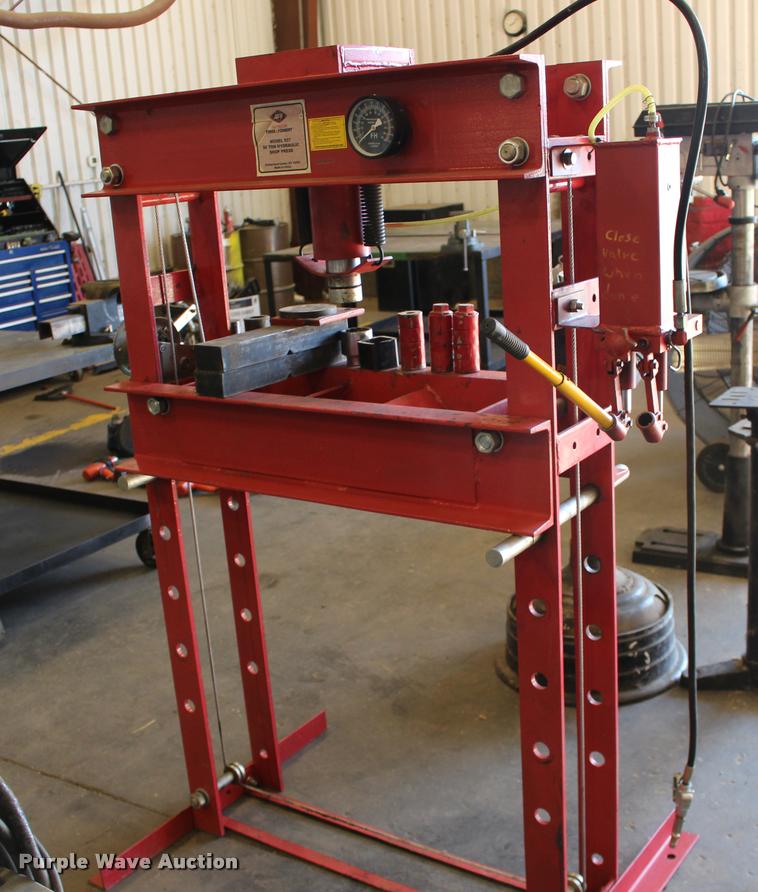 image for item DA4467 American Forge & Foundry shop press