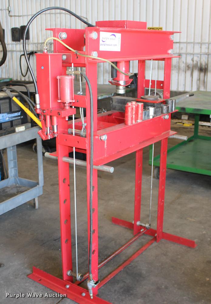 image for item DA4467 American Forge & Foundry shop press