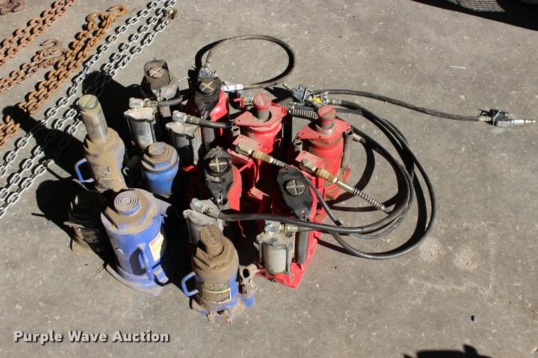 image for item DA4471 (11) bottle jacks