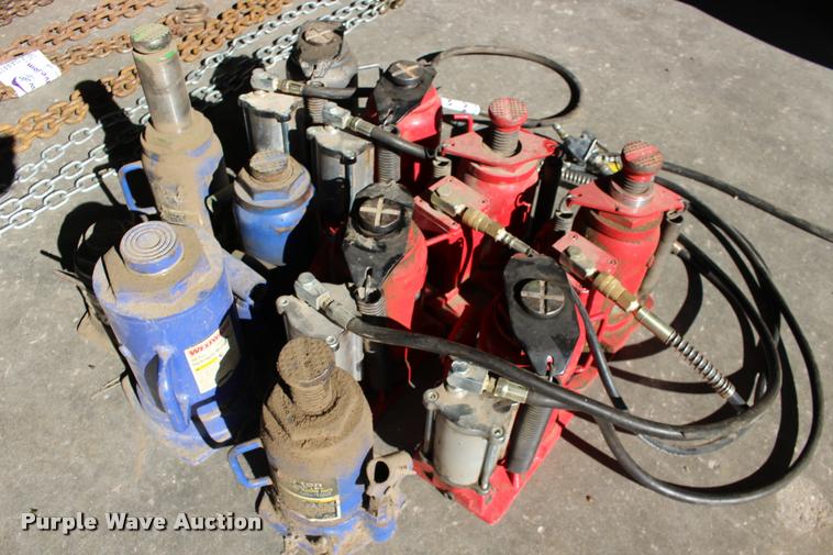 image for item DA4471 (11) bottle jacks