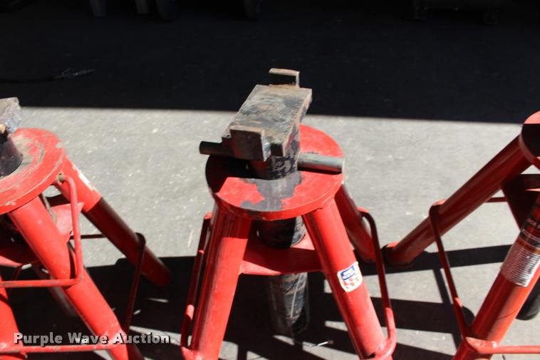 image for item DA4474 (8) jack stands