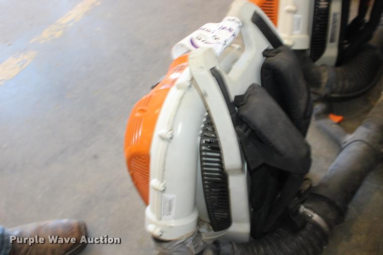 image for item DA4479 (3) Stihl BR600 backpack blowers