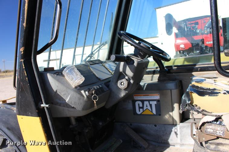 image for item DA4480 Caterpillar TH82 telehandler
