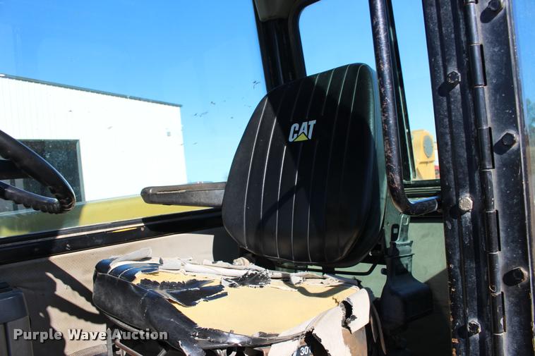 image for item DA4480 Caterpillar TH82 telehandler