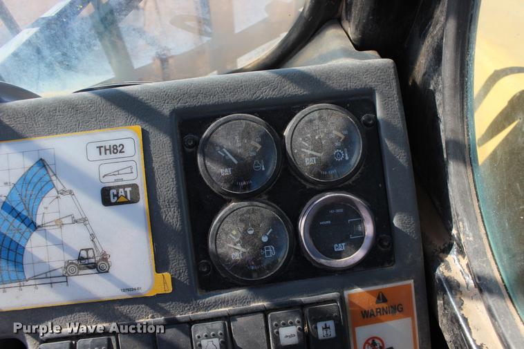 image for item DA4480 Caterpillar TH82 telehandler