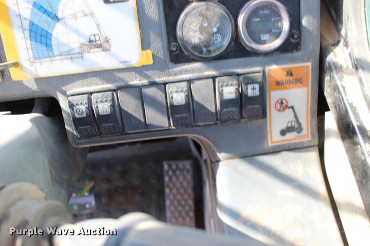 image for item DA4480 Caterpillar TH82 telehandler