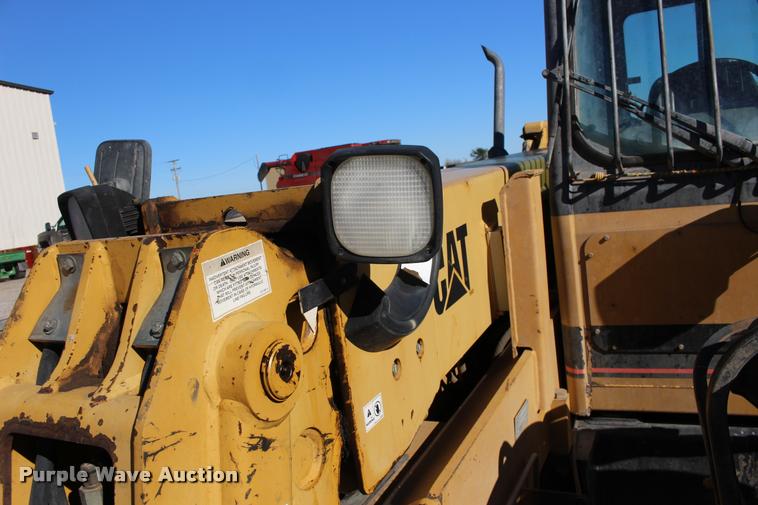 image for item DA4480 Caterpillar TH82 telehandler