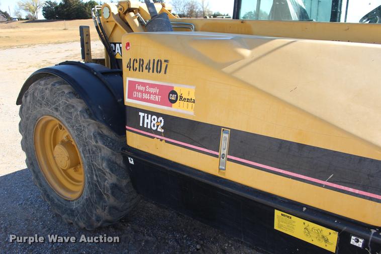 image for item DA4480 Caterpillar TH82 telehandler