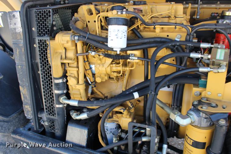 image for item DA4480 Caterpillar TH82 telehandler