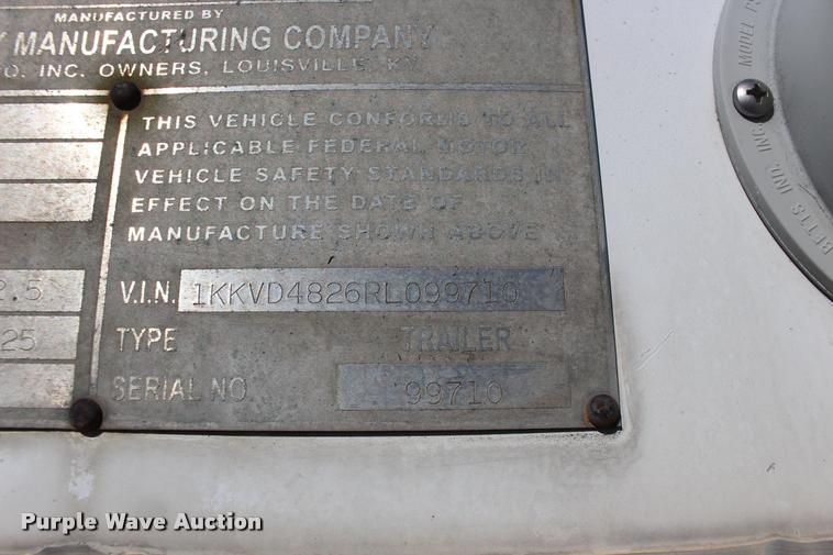 image for item DA4483 1994 Kentucky dry van trailer