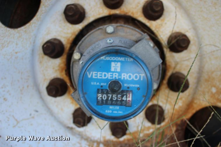 image for item DA4483 1994 Kentucky dry van trailer