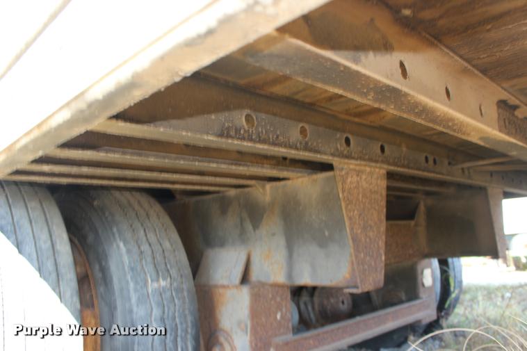 image for item DA4483 1994 Kentucky dry van trailer