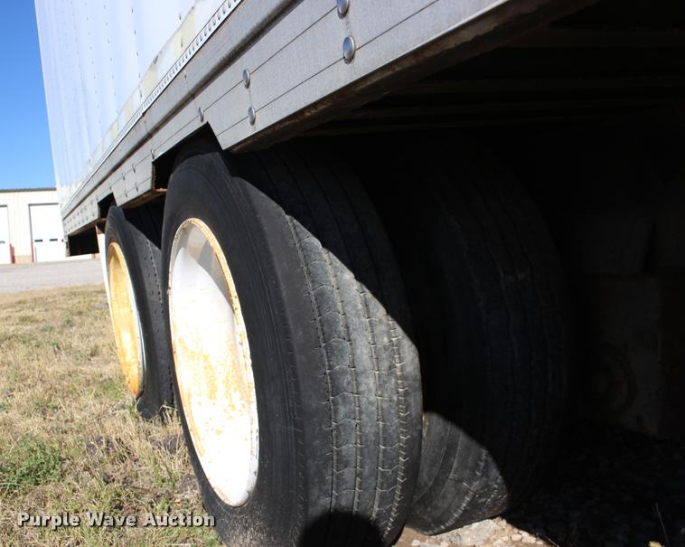 image for item DA4483 1994 Kentucky dry van trailer
