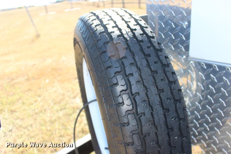 image for item DA4484 2013 Arising 712VSRW enclosed cargo trailer