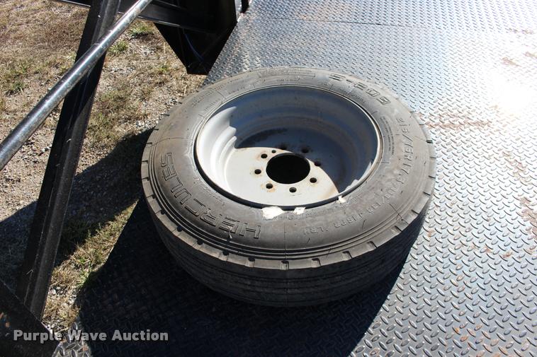 image for item DA4488 2008 Overbilt step deck trailer