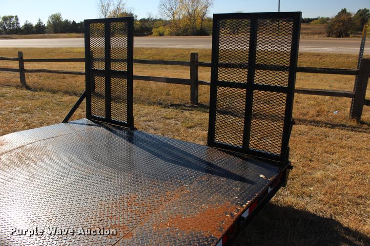 image for item DA4488 2008 Overbilt step deck trailer