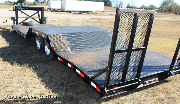 image for item DA4488 2008 Overbilt step deck trailer
