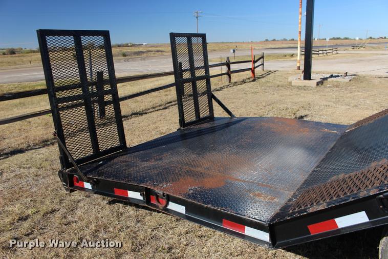 image for item DA4488 2008 Overbilt step deck trailer