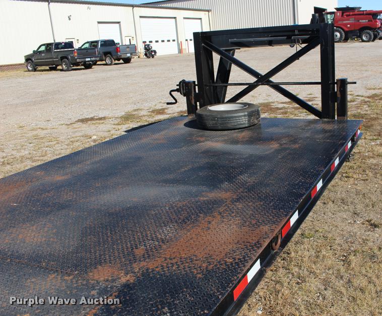 image for item DA4488 2008 Overbilt step deck trailer