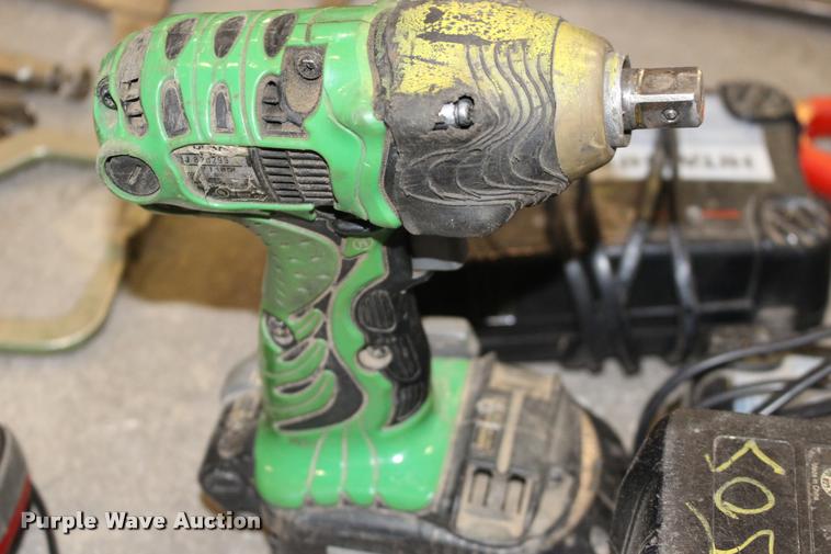 image for item DA4495 Shop equipment