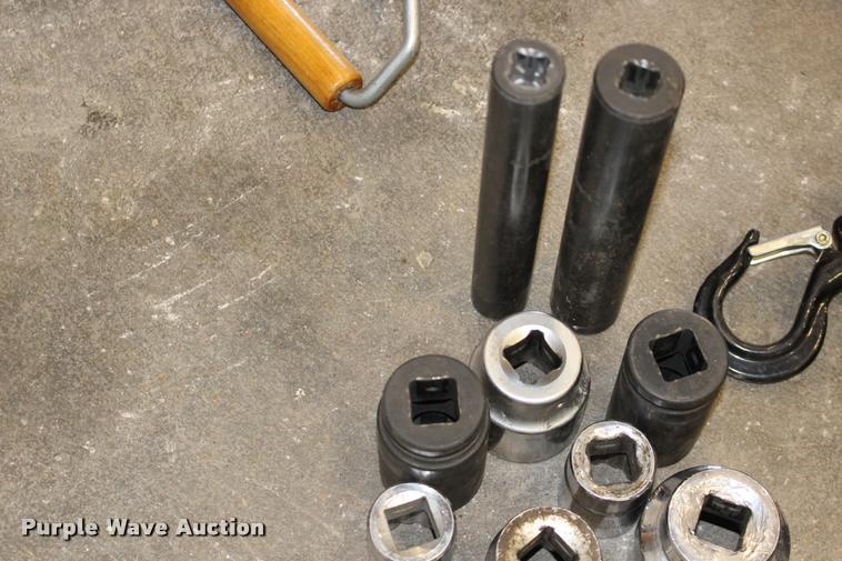 image for item DA4495 Shop equipment