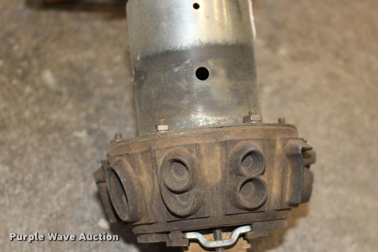 image for item DA4495 Shop equipment