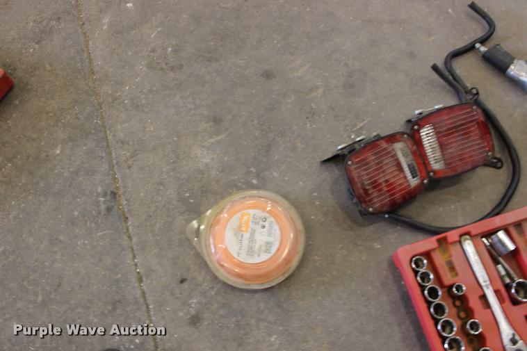 image for item DA4495 Shop equipment