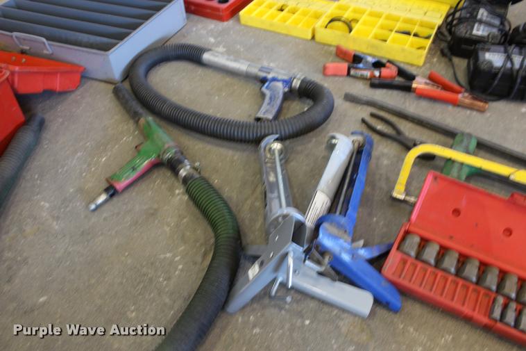 image for item DA4495 Shop equipment