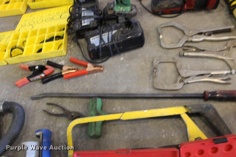 image for item DA4495 Shop equipment