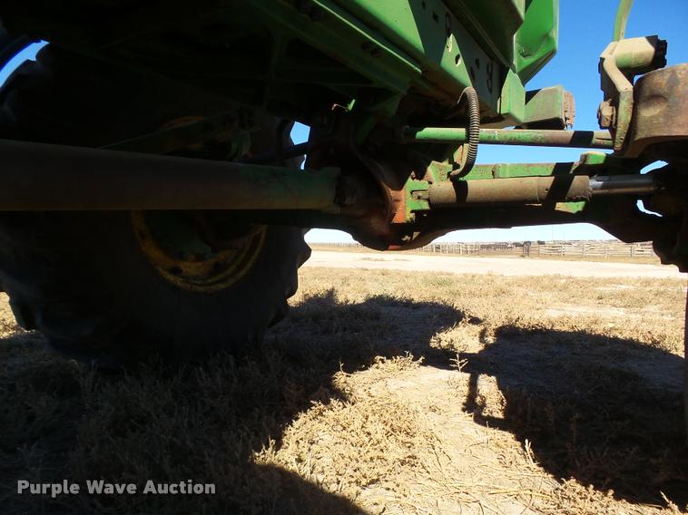 image for item DA4668 1984 John Deere 4850 MFWD tractor