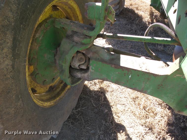 image for item DA4668 1984 John Deere 4850 MFWD tractor