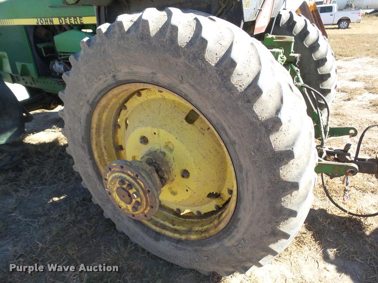 image for item DA4668 1984 John Deere 4850 MFWD tractor