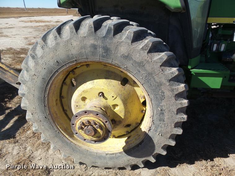 image for item DA4668 1984 John Deere 4850 MFWD tractor