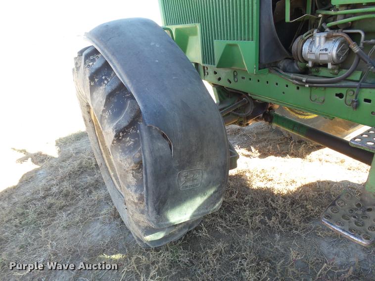 image for item DA4668 1984 John Deere 4850 MFWD tractor
