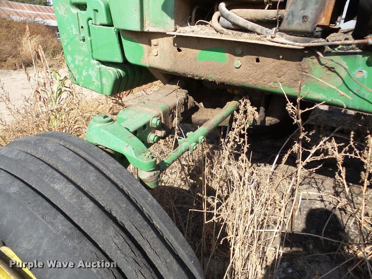 image for item DA8981 1973 John Deere 4630 tractor