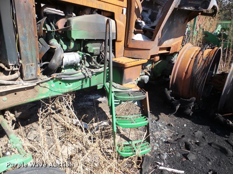 image for item DA8981 1973 John Deere 4630 tractor