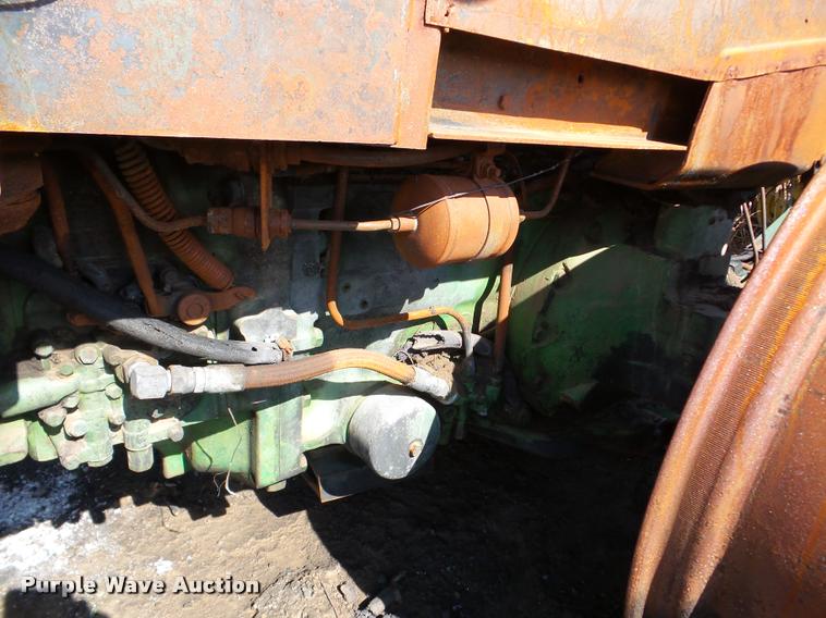 image for item DA8981 1973 John Deere 4630 tractor