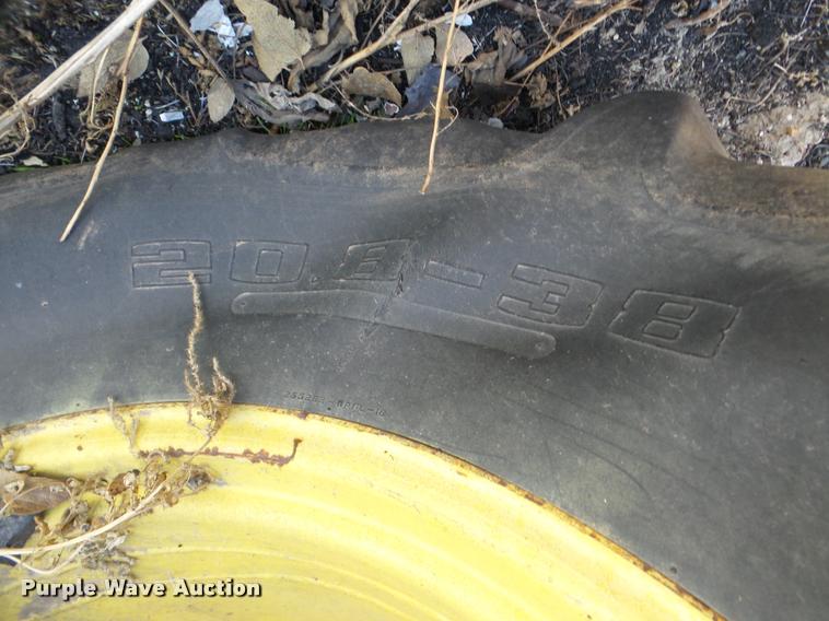 image for item DA8981 1973 John Deere 4630 tractor